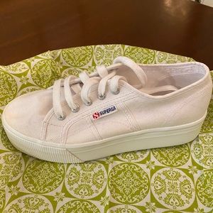 Superga classic white. UK 37.5. US 6.5 New